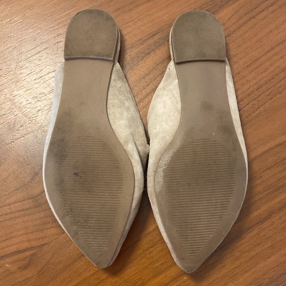 Steve Madden, Forever Chain Mule, Sz 6.5, Tan w/ gold chain. - Picture 2 of 6